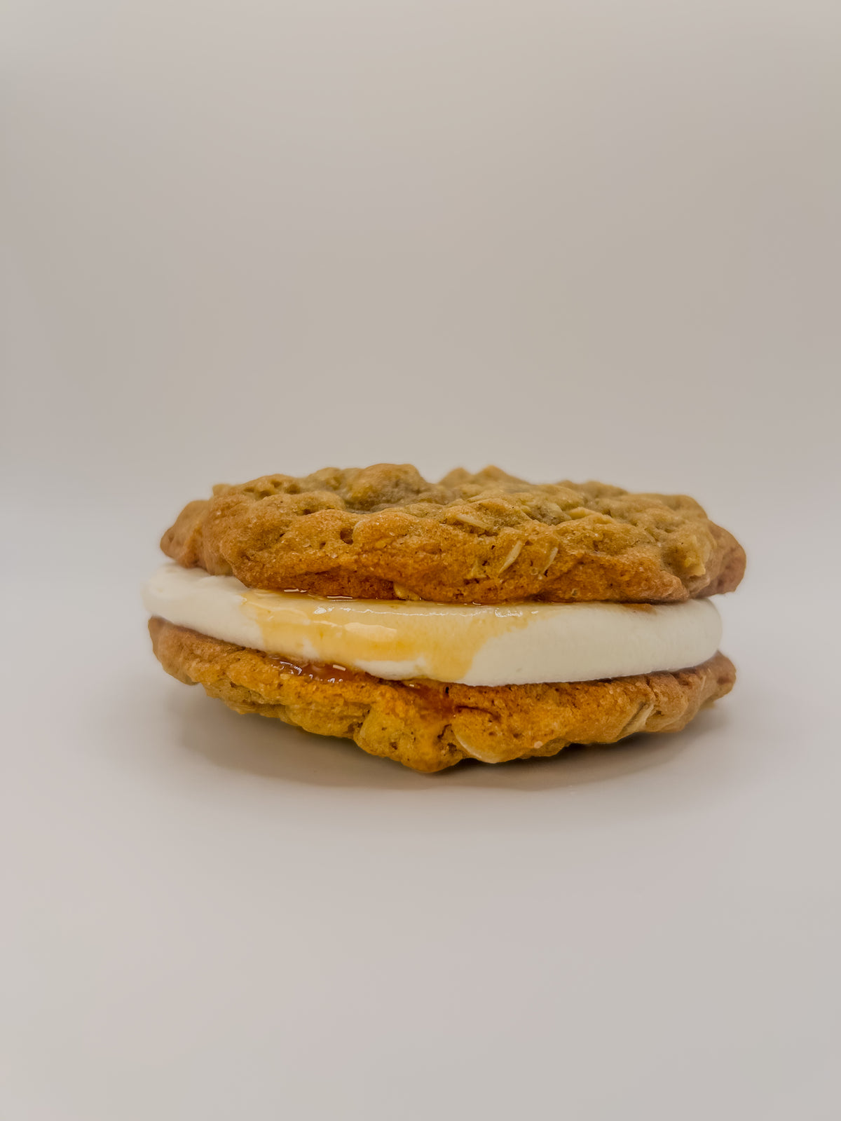 Salted Caramel Apple Oatmeal Cream Pie